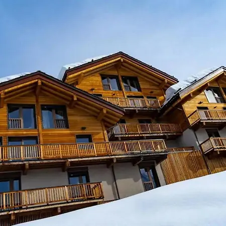 Hugo By Les Etincelles La Plagne